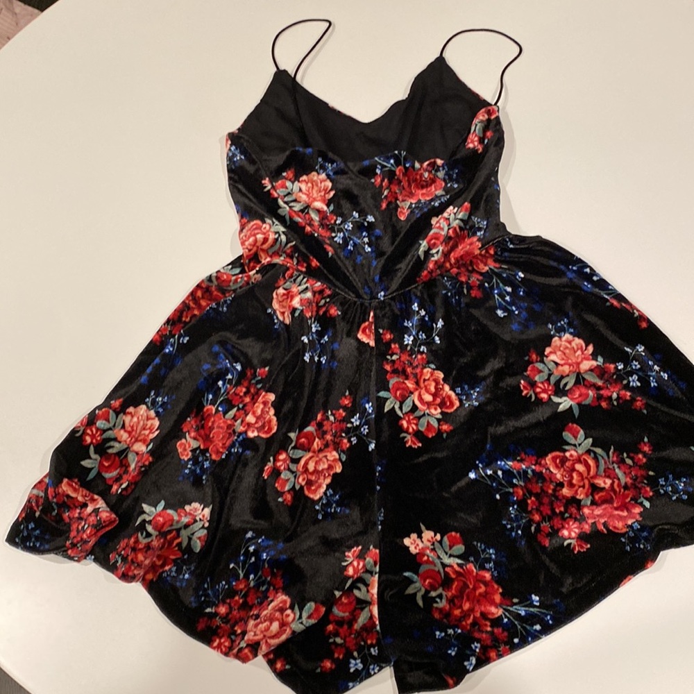 H&M Jumpsuit - Picture 2 of 3